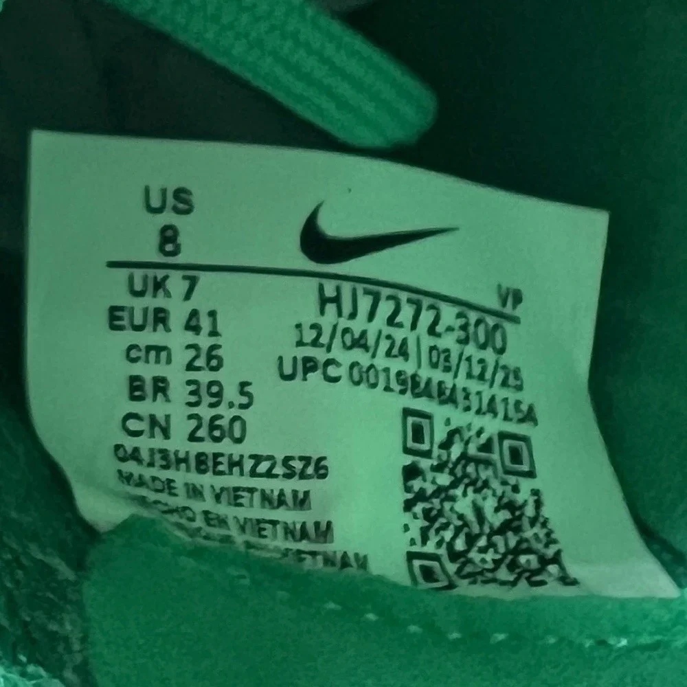 Nike Tiempo Legend 10 Elite LV8 FG Green Soccer Cleats HJ7272-300 Men's Size 8